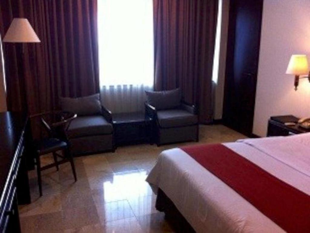 Mitra Bandung Hotel Dış mekan fotoğraf