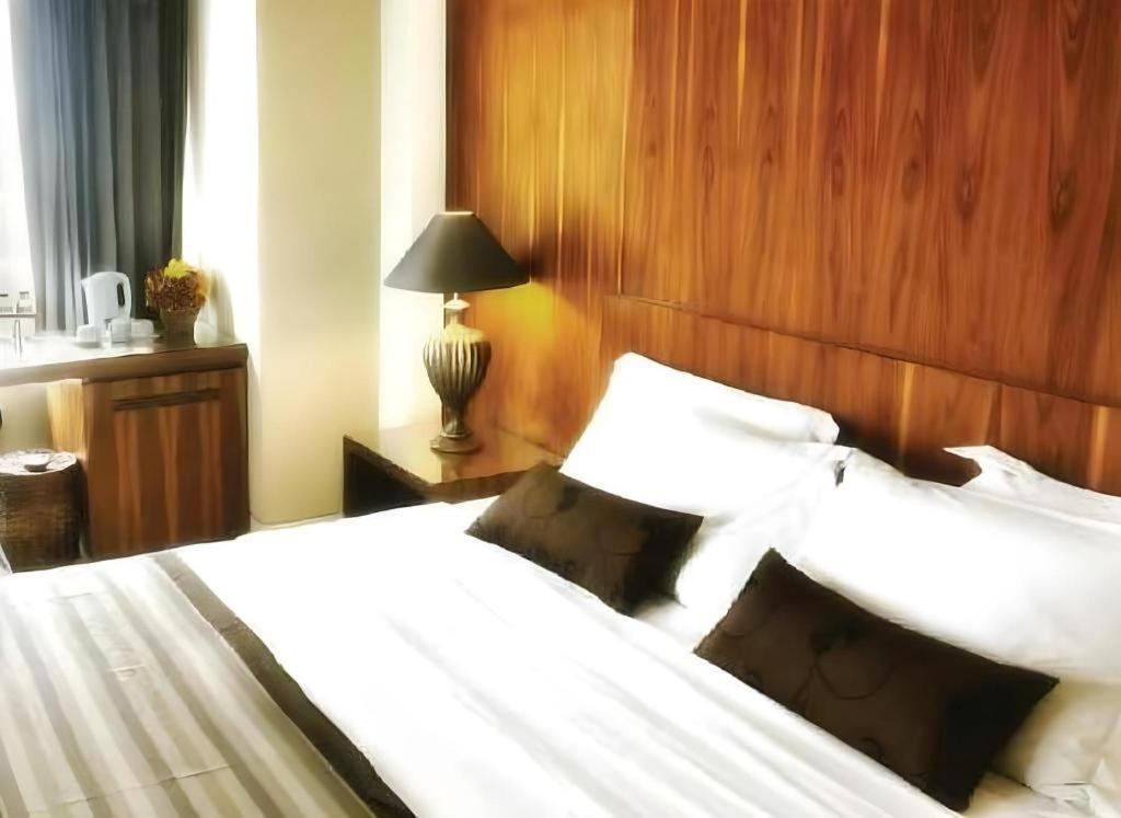 Mitra Bandung Hotel Dış mekan fotoğraf